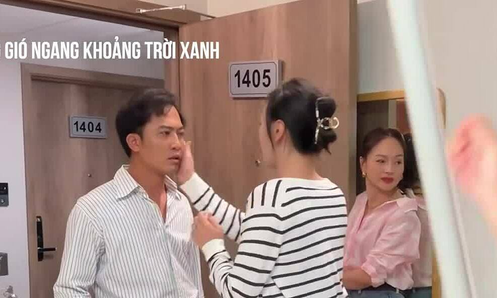 Hậu trường cảnh Phương Oanh (Mỹ Anh) tát Doãn Quốc Đam (Đăng), thể hiện sự phẫn nộ và thất vọng.